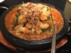 海鲜豆腐煲-渝半城经典川粤菜(重庆天地店)
