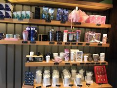 零售区-星巴克(杭州嘉里中心4F店)