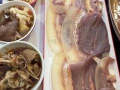-毛辣果·贵州红酸汤牛肉火锅(西单店)