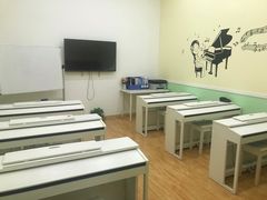 -星阑琴行(阳光天地店)