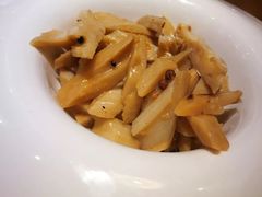 -泉畔人家·老济南经典鲁菜(大明湖店)