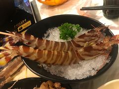 -鲜入围煮花胶鸡海鲜火锅