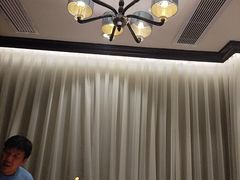 -王府井酒店(金桥港湾店)