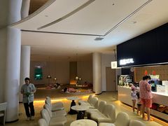 -涨巢·潮玩水疗局