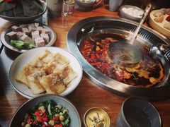 -城墙拐拐火锅(三峡广场黑金冠店)