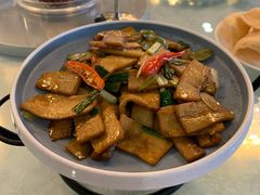 腊八蒜炒杏鲍菇-新加坡瑞珍•海河观景餐厅