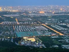 -鬼笑石后山停车场