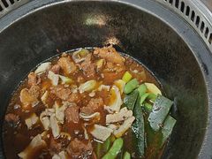 -哈尔滨烧烤·山河村铁锅炖(交大店)
