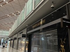 -日上免税店(三径路t3店)
