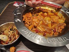 -胖哥俩肉蟹煲(济南世茂国际广场店)