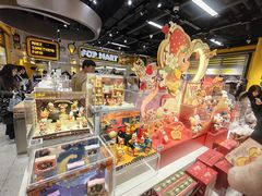 -泡泡玛特POPMART(上海环球港店)