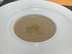 蘑菇汤-香樟花园法式铁板烧(恒隆广场店)