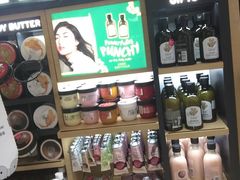 -王权免税店(廊曼机场店)