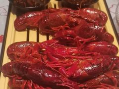 -肥肥虾庄·金牌油焖大虾(杨园滨江时代walk店)
