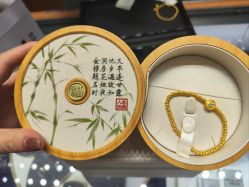-周大福 CHOW TAI FOOK(新世界百货崇文店)