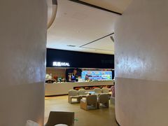 -涨巢·潮玩水疗局