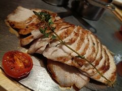 碳烤猪颈肉-小大董·烤鸭(王府井apm店)