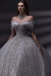 -衣贝姿婚纱礼服馆