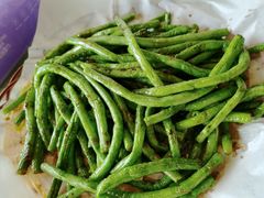 豆瓣酱捞豆角-荷香居(洞企石路店)