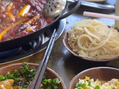 -黄潇洒老火锅(九眼桥宏济巷店)