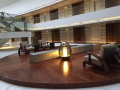 -上海滴水湖皇冠假日酒店