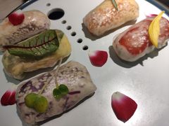 漫步花开彩虹卷-蜜桃花开·中西融合菜E&W(南长街店)