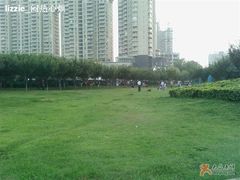 -西北湖绿化广场