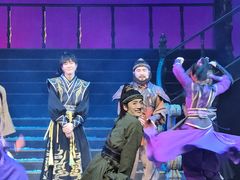 -交通银行前滩31演艺中心