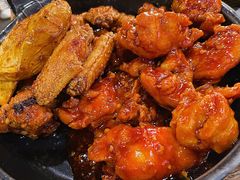 原味炸鸡和酱油鸡双拼-MI WU FACTORY米屋美食工厂餐厅(绿地店)