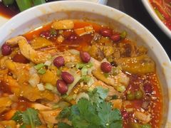 -川流不息·地道川菜·小龙虾(松东路店)