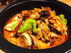 -云海肴·汽锅鸡·云南菜(天山百盛优客店)