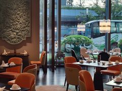 -深圳国际会展中心希尔顿酒店(前海华发冰雪世界店)