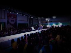 -贺加贝化妆美甲培训学校