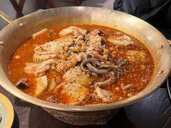 -张翻越·川渝冒菜·武汉黑鸭煲(城北万象城店)