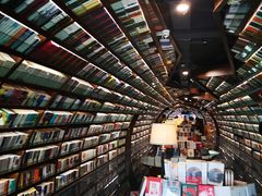 -钟书阁(珍园店)