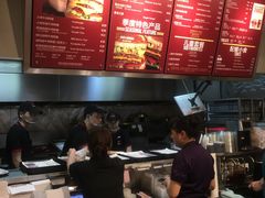 -The Habit Burger Grill 哈比特汉堡(爱琴海店)