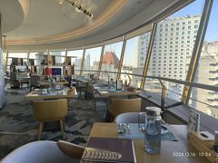 -杏荟旋转餐厅(广州爱群店)