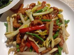 花生芽爆松板肉-李记潮汕砂锅粥(营福路店)