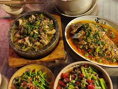 -郑件洋芋饭庄