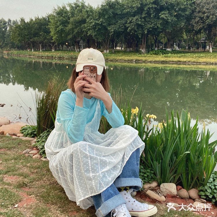 广州探店|⛰️被春日渗透的森林湖景咖啡馆