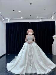 -予白婚纱礼服馆