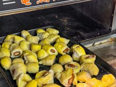 -四囍码头海鲜烧烤自助火锅(外滩南京东路悦荟广场店)