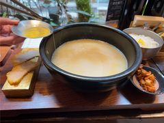 -银米·云南传统过桥米线(双廊黑金冠店)