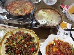 -老脚婆婆土菜馆(广场·现代城店)