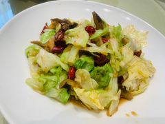 头菜爆肚脐螺-将相和·海鲜蒸饺大连菜