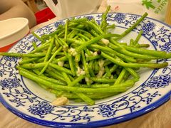 -江城燕子大排档(江汉路步行街店)