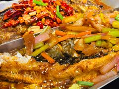 -鸣记脆皮烤鱼·海鲜烤鱼(亿合城店)