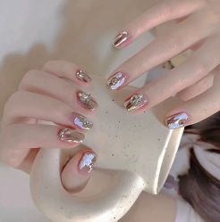 -悦指间美甲美睫