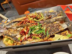 -鸣记脆皮烤鱼·海鲜烤鱼(马栏店)