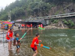 -安吉龙王山峡谷漂流